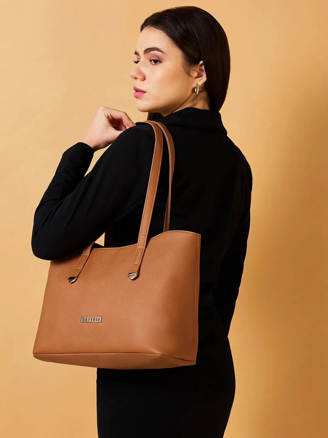 Caprese Romea Tote Medium Tan