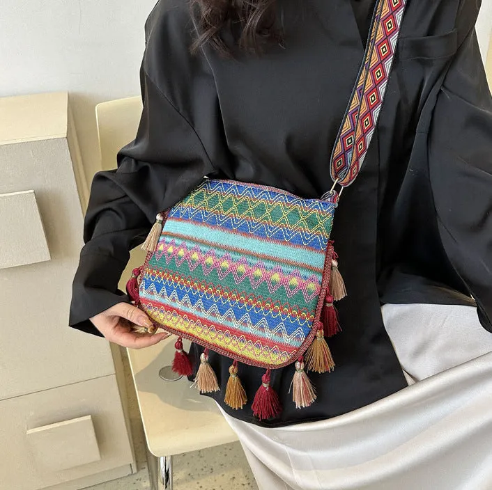 CL1168 - Trendy Retro Crossbody Woven Bag