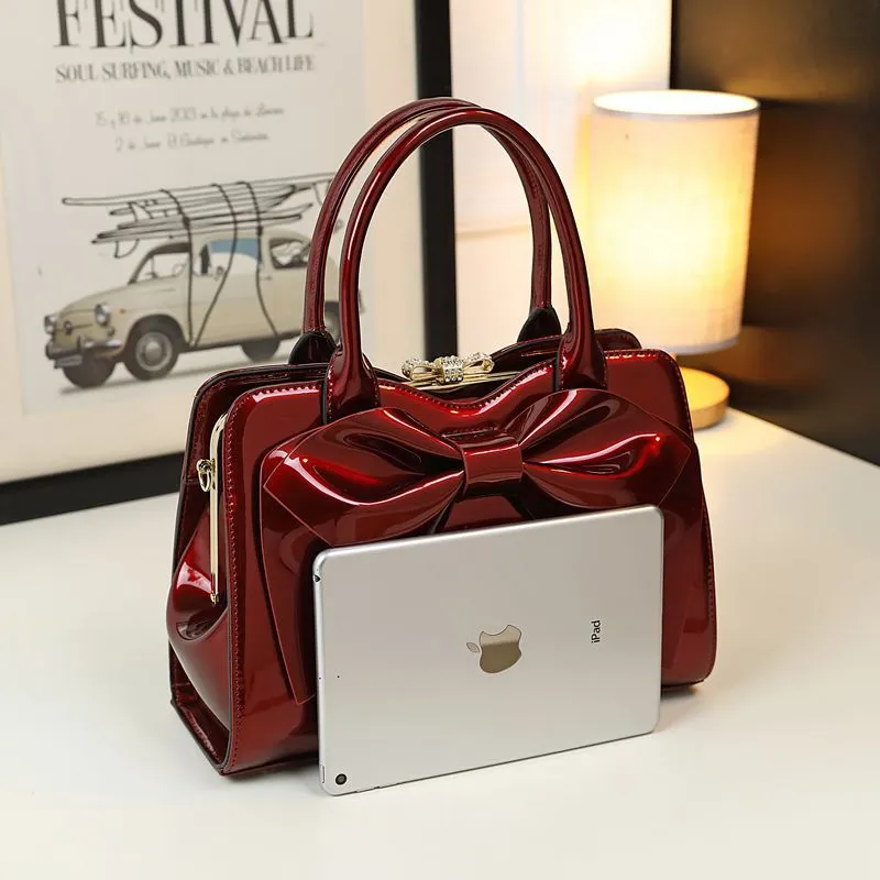 Fashionable Commuter Handbag High-End Fancy Bow Design